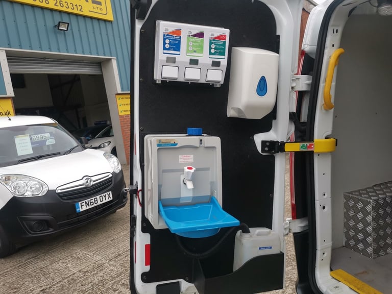 2018 Ford Transit Custom 2.0 TDCi 105ps Low Roof D/Cab Van PANEL VAN Diesel Manual