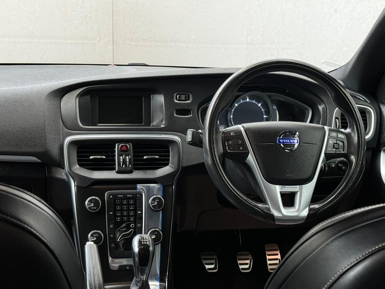 2015 Volvo V40 1.6 D2 R-Design Euro 5 (s/s) 5dr HATCHBACK Diesel Manual