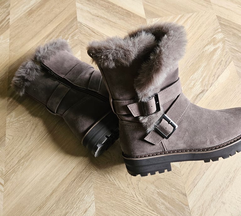Brown NEXT Boots