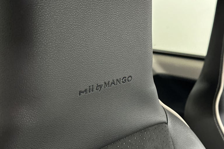 2017 SEAT Mii 64389 Hatchback Petrol Manual