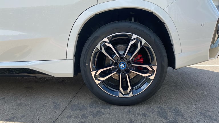 2025 BMW iX1 150kW eDrive20 Shadow Ed 65kWh 5dr Auto [22kWCh] Electric Estate Estate Electric Aut...