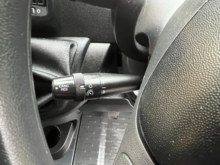 2022 Peugeot Boxer 2.2 BlueHDi 335 S Platform Cab L3 Euro 6 (s/s) 2dr Luton Diesel Manual