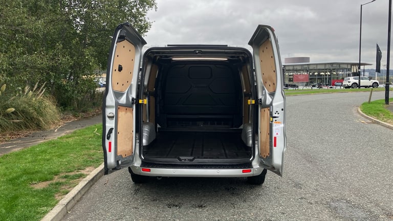 2023 Ford Transit Custom 2.0 EcoBlue 130ps Low Roof Limited Van PANEL VAN DIESEL Manual
