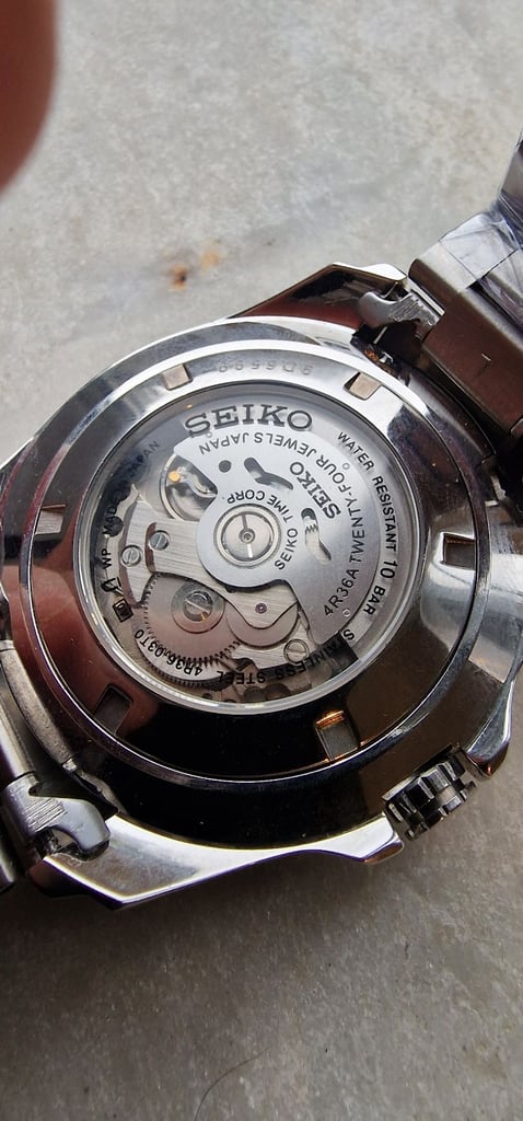 Seiko 5 "Monster" bezel automatic watch nearly new condition 