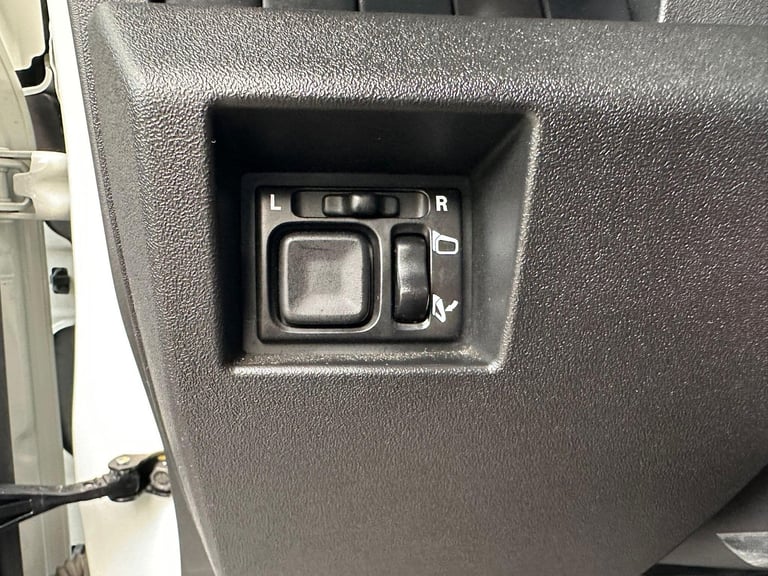  Suzuki Jimny SIERRA 4WD JC 1.5 4WD AUTO Euro 6 5dr Petrol Automatic