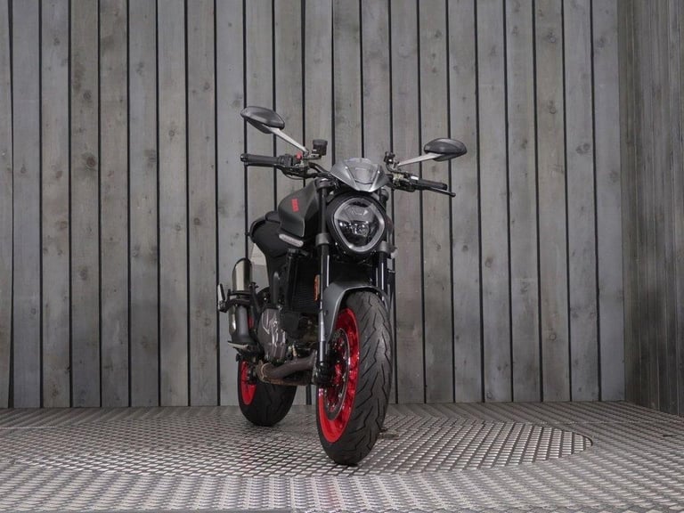 2022 72 DUCATI MONSTER 937 PLUS