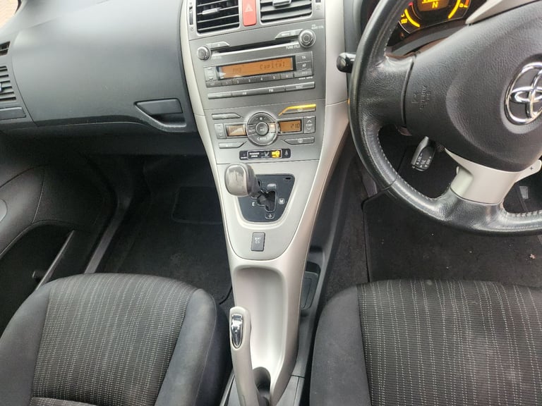 TOYOTA AURIS AUTOMATIC 1.6LTR PETROL ULEZ COMPLY BARGAIN PRICE 