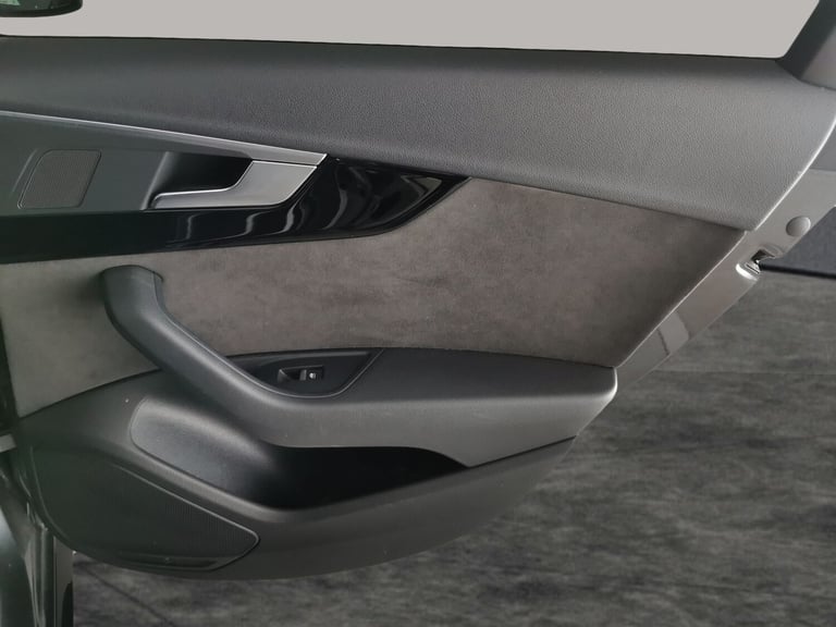 2019 Audi A4 35 TFSI Black Edition 5dr S Tronic ESTATE PETROL Automatic