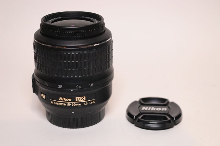 image for Nikon AF-S 18-55mm F/3.5-5.6 G DX VR lens in excellent condition