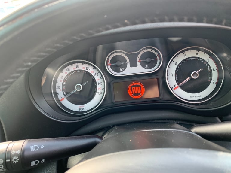 2015 Fiat 500L 1.6 Multijet 120 Lounge 5dr MPV DIESEL Manual