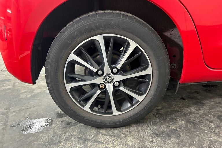 2019 Toyota Yaris 1.5 VVT-i Icon Tech Hatchback 5dr Petrol Manual Euro 6 (111 ps) HATCHBACK Petro...