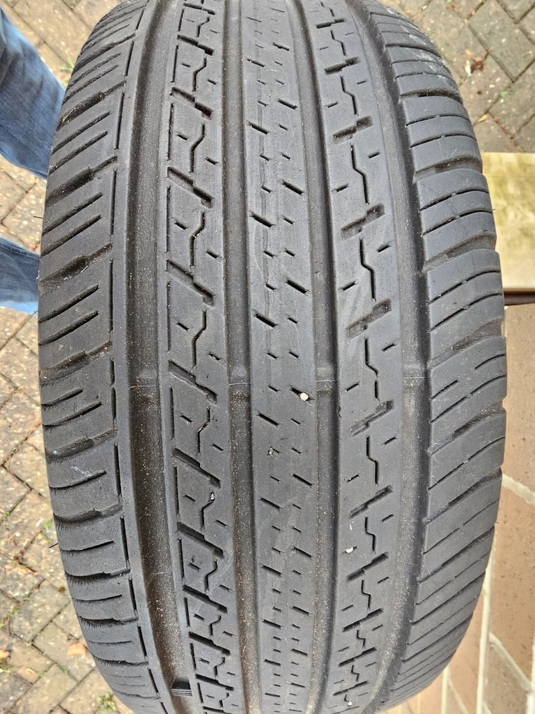 image for Dunlop ST30 225/65/17 102H M+S Used Tyre 