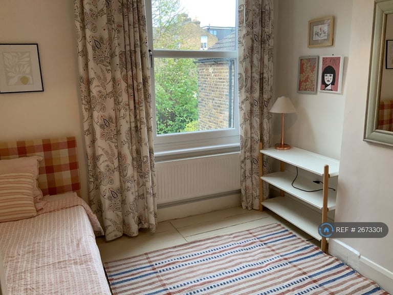 4 bedroom house in Byne Road, London Se26, SE26 (4 bed) (#2673301)