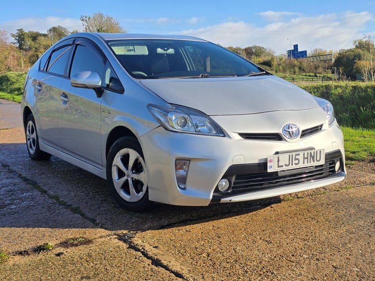 image for  Toyota Prius 1.8 VVT-h T4 Hatchback 5dr Petrol Hybrid CVT Euro 6 (s/s) (136 ps) Petrol/Electric ...