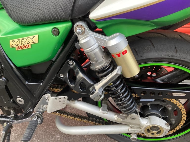 KAWASAKI ZRX1100,LAWSON COLOURS,MANY EXTRAS