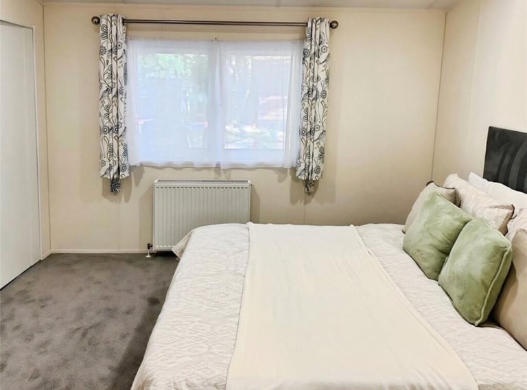 Delta Swanley  40x20 2 x bed 