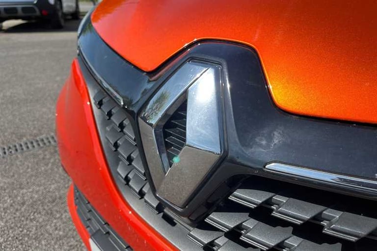 2020 Renault Clio 1.0 TCe Iconic Hatchback 5dr Petrol Manual Euro 6 (s/s) (100 ps) Hatchback Petr...