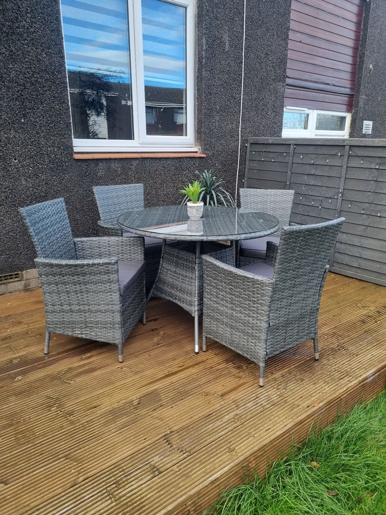 image for Rattan dining table &4 chairs