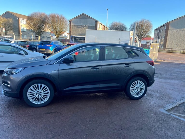 VAUXHALL GRANDLAND X 1.5 Turbo D Sport Nav 2019