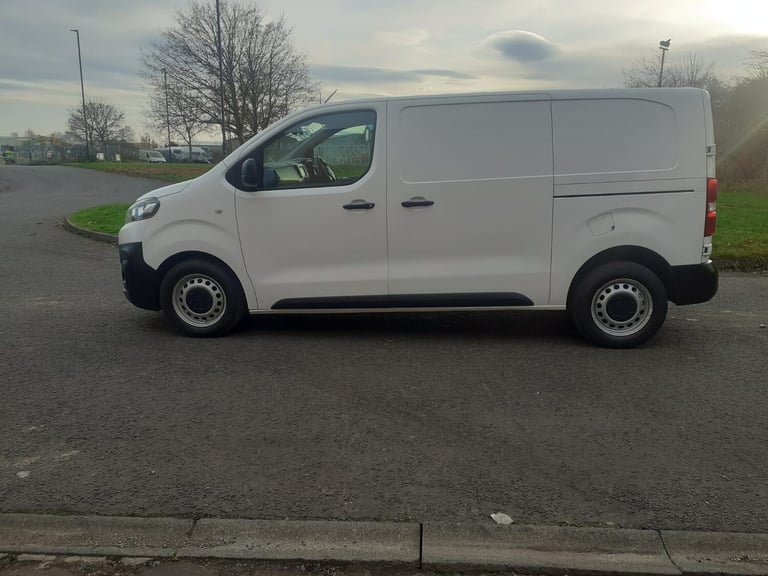 2018 Citroen Dispatch 1400 2.0 BlueHDi 120 Van Enterprise PANEL VAN Diesel Manual