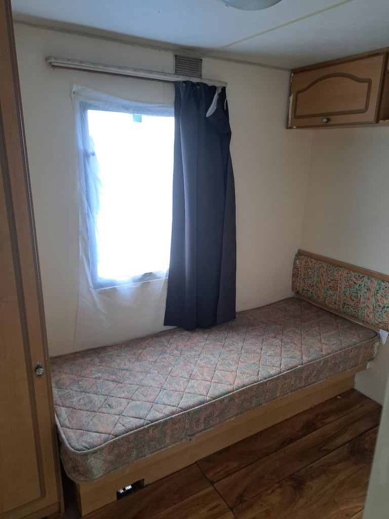 2 bedroom static caravan for rent
