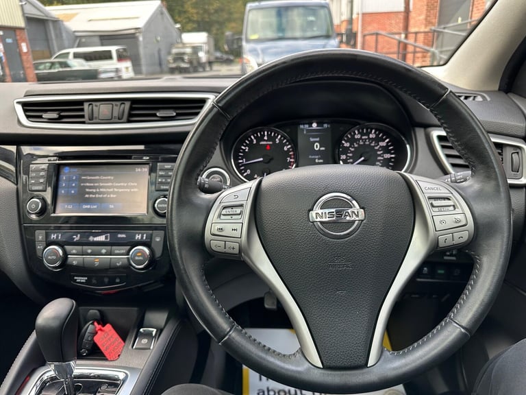 2017 Nissan Qashqai 1.2 DIG-T N-Connecta XTRON 2WD Euro 6 (s/s) 5dr HATCHBACK Petrol Automatic