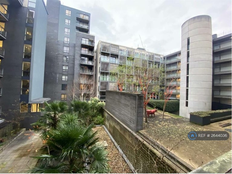 1 bedroom flat in Base Apartments, Manchester, M15 (1 bed) (#2644036)
