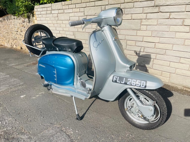 Lambretta LI 125 special scooter Italian 