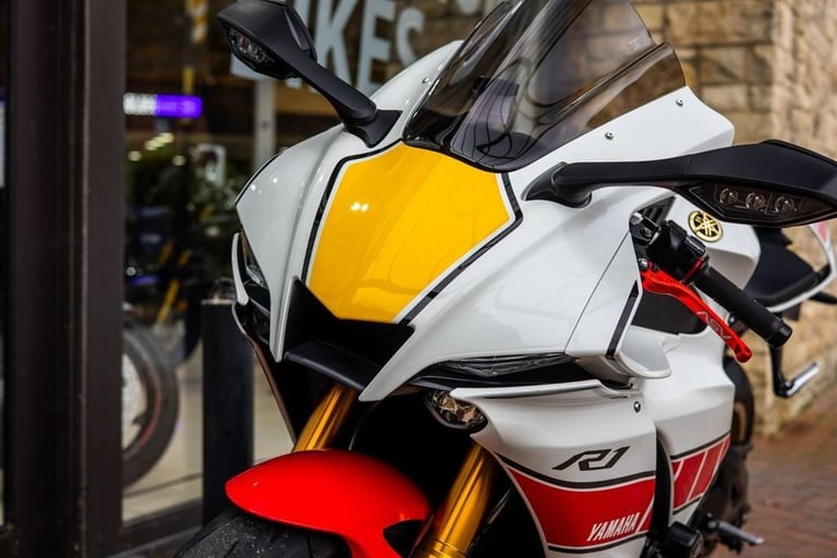 Yamaha R1 50TH ANNIVERSARY ! LOW MILES ! EXTRAS ! STUNNING
