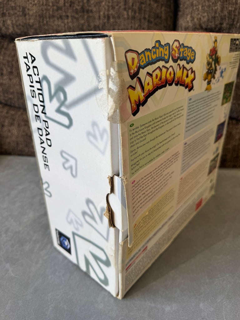 Dancing stage Mario mix pak Nintendo GameCube 