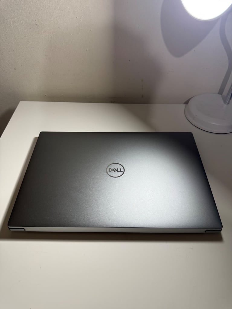 Top Spec Dell Precision 5560 Intel Core i7 11850H 4.8ghz,32gb ram,1.5TB nvme,Nvidia T1200 4gb gpu