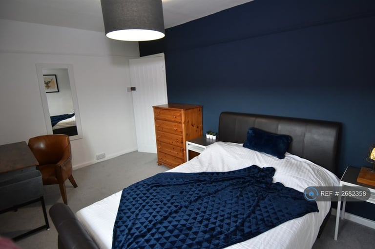 5 bedroom house in Haycombe Drive, Bath, BA2 (5 bed) (#2682358)