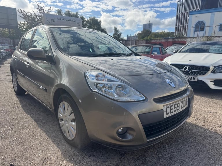 2009 Renault Clio 1.6 VVT Expression Auto Euro 5 5dr HATCHBACK Petrol Automatic