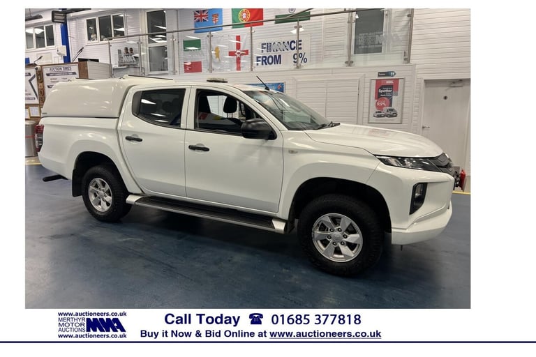 2020 Mitsubishi L200 4LIFE 2.3DI-D 150PS 4X4 DOUBLE CAB PICK UP C/W REAR PRO TOP (EURO 6) PICK UP...