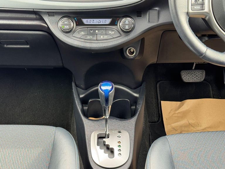  Toyota Yaris 1.5 VVT-h T Spirit CVT Euro 5 5dr Petrol/Electric Hybrid Automatic