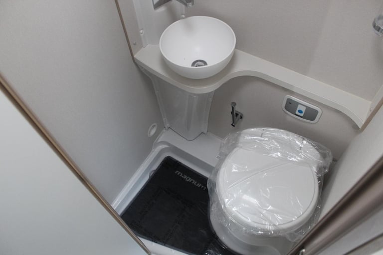 Elddis Autoquest CV40 Magnum GTV DIESEL MANUAL 2025