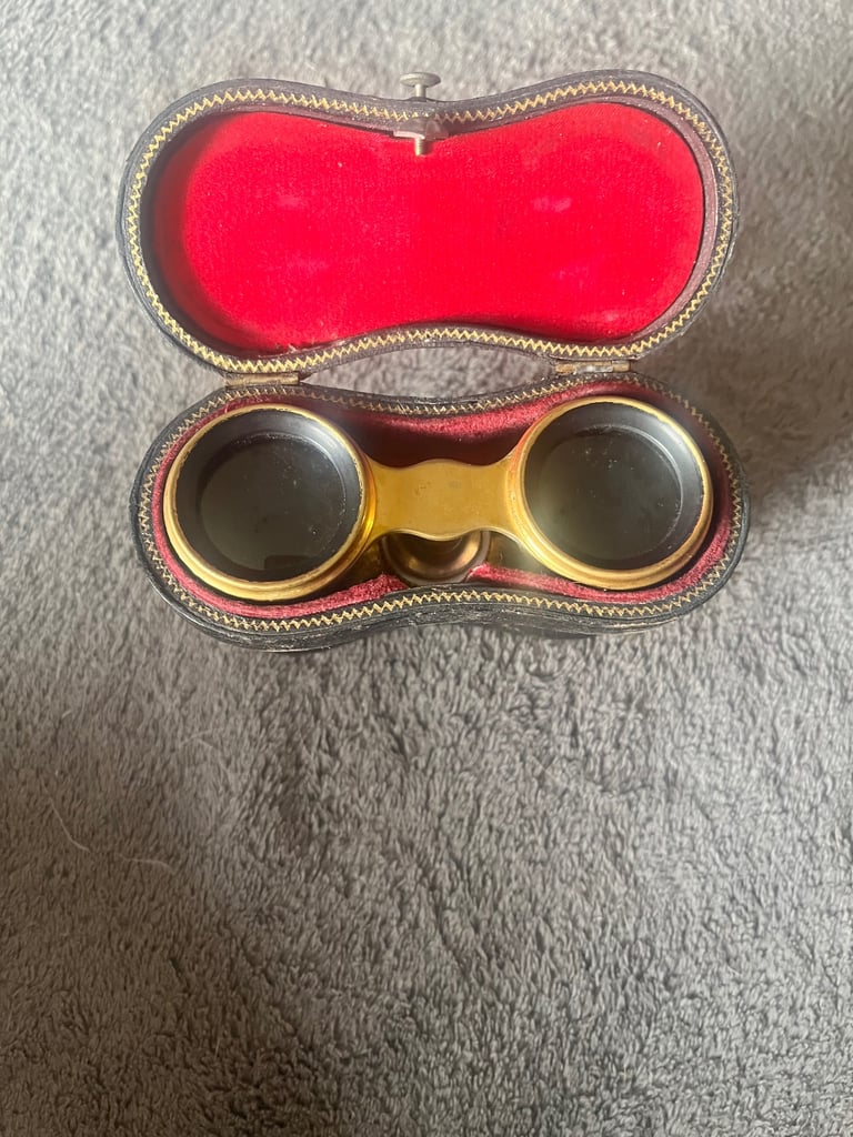 200£ Vintage lemaire Paris opera glasses