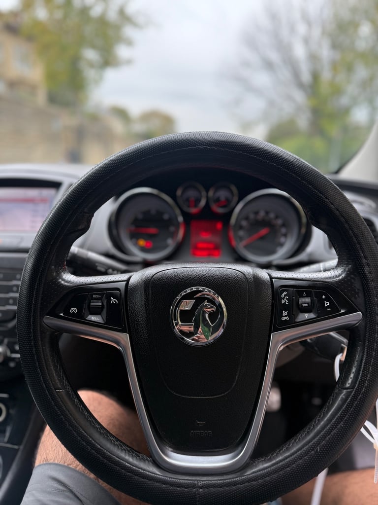 Vauxhall, INSIGNIA, Estate, 2011, Manual, 1956 (cc), 5 doors