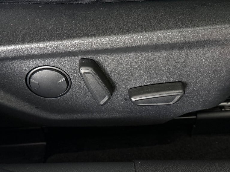 2020 Ford Focus 1.0T EcoBoost Vignale Euro 6 (s/s) 5dr HATCHBACK Petrol Manual