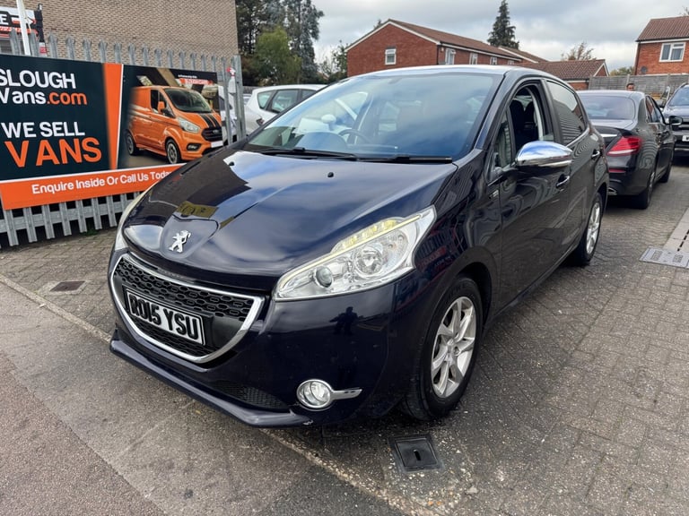 2015 Peugeot 208 1.2 VTi Style 5dr HATCHBACK Petrol Manual