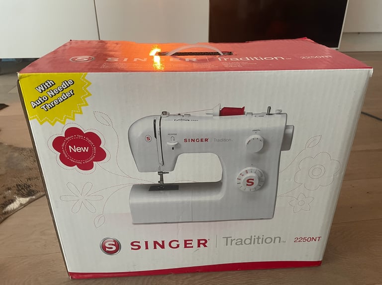 image for Sewing Machine - Singer 2250NT