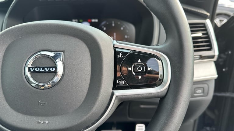 2022 Volvo XC90 2.0 B5D [235] R DESIGN 5dr AWD Geartronic ESTATE DIESEL Automatic