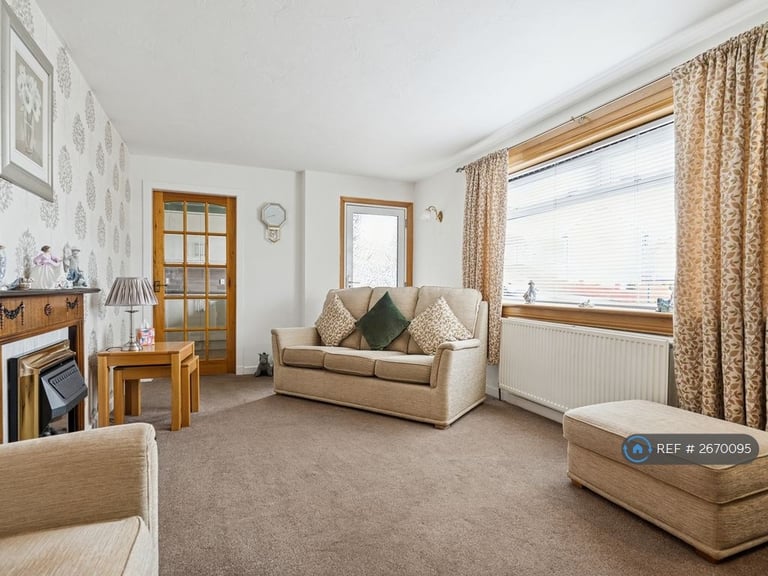 2 bedroom flat in Dean Road, Bo'ness, EH51 (2 bed) (#2670095)