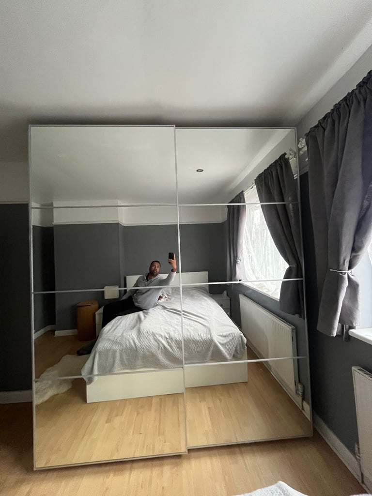 IKEA AULI Sliding mirror doors 200 X 236