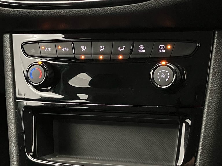 2019 Vauxhall Astra 1.6 CDTi 16V 136 SRi Nav 5dr Hatchback Manual