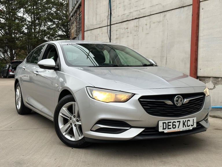 2017 Vauxhall Insignia 1.5i Turbo Design Nav Grand Sport Euro 6 (s/s) 5dr HATCHBACK Petrol Manual