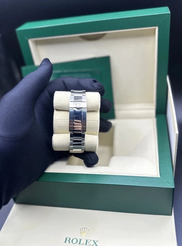  2021 Rolex YachtMaster 40mm 126622 Authenticity Guarantee £8290