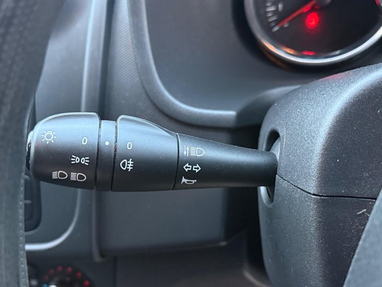 2014 Dacia Sandero 1.2 Ambiance Euro 5 5dr HATCHBACK Petrol Manual