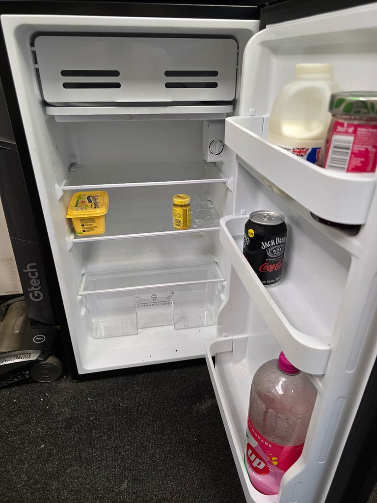 Cookology fridge/freezer