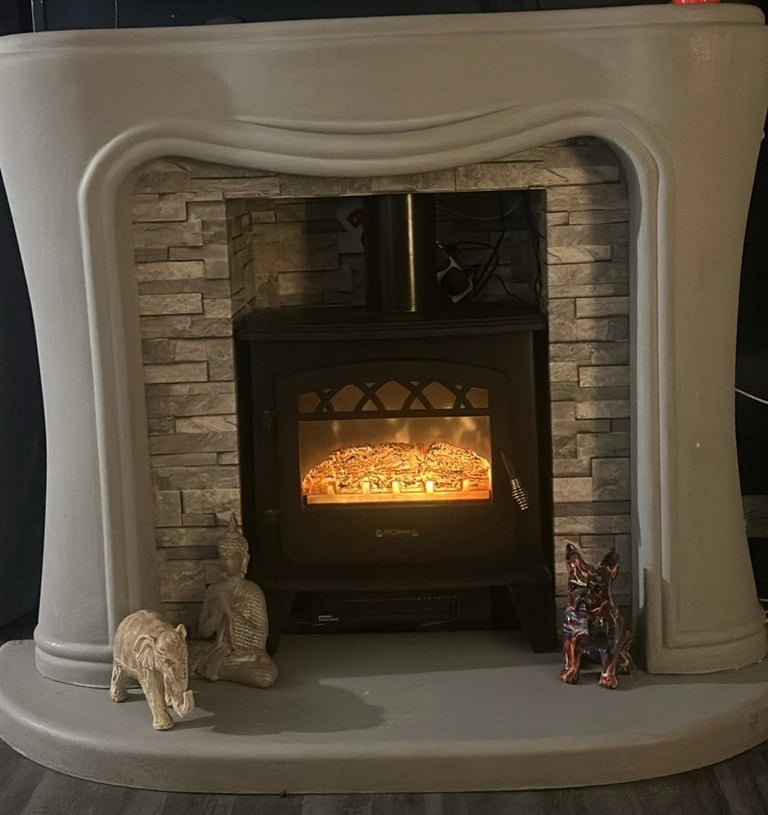 image for Fireplace & electric stove 